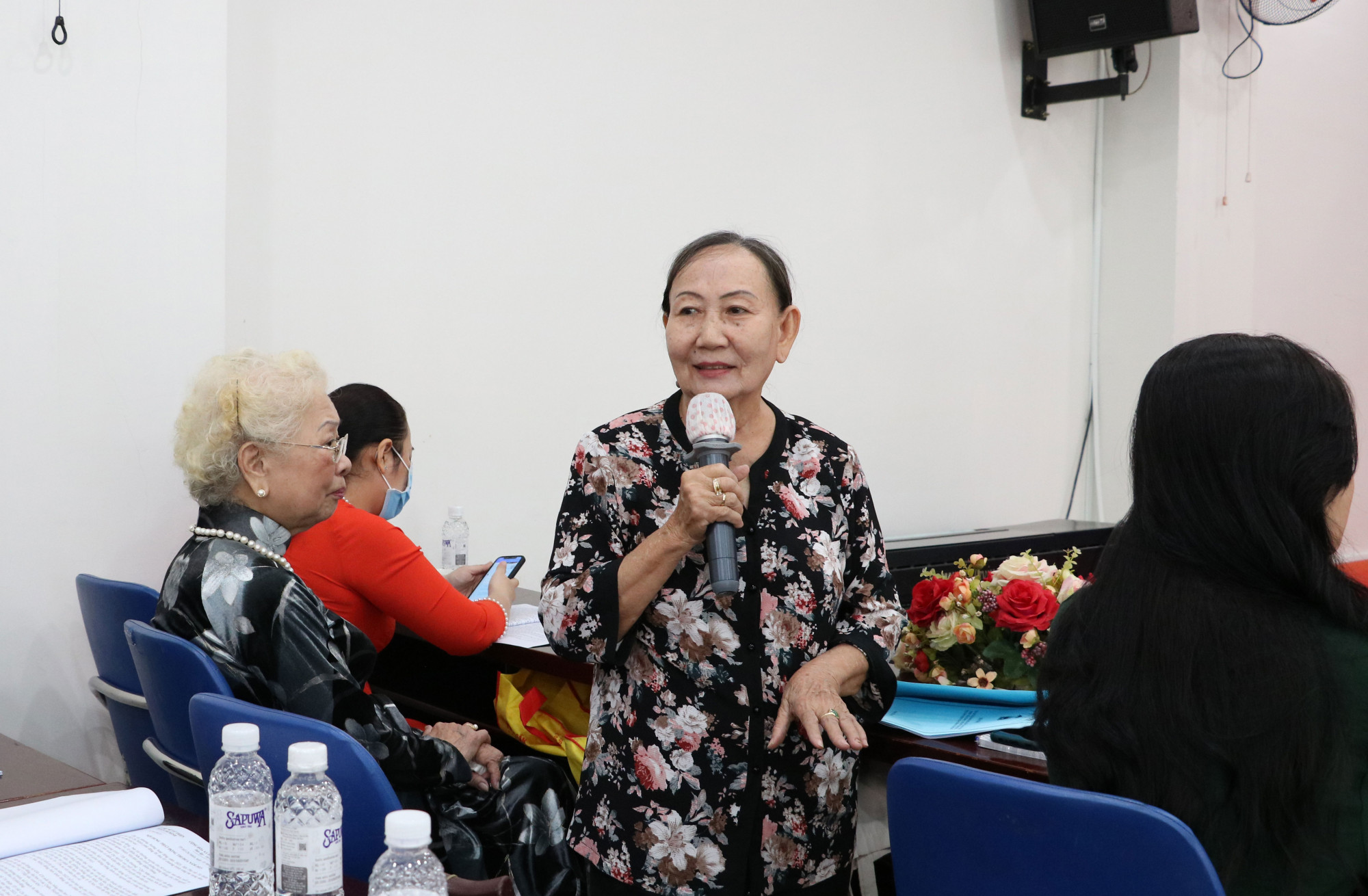 Bà Đoàn Lê Hương - Chủ tịch Danh dự Hội Phụ nữ Từ thiện TP.HCM bày tỏ lòng biết ơn khi đứng trước nhiều khó khăn, các Hội viên vẫn luôn đồng lòng, gắn kết để hoàn thành sứ mệnh của mình