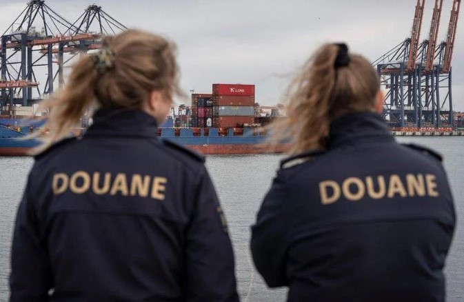 Rotterdam là cảng lớn nhất của châu Âu và được coi là cửa ngõ chính của châu lục này về ma túy. ẢNH: AFP