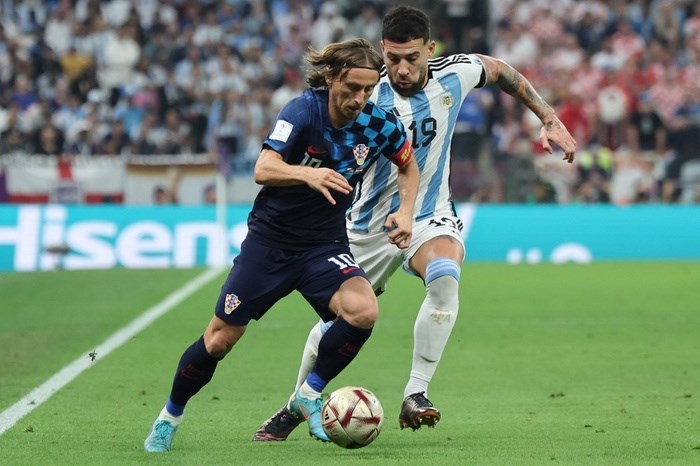 Luka Modric không thể giúp Croatia có lần thứ hai liên tiếp góp mặt ở trận chung kết World Cup khi thất bại 0-3 trước Argentina