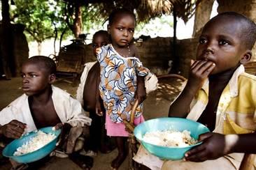 Nạn đói đang tàn phá trầm trọng khu vực Tây Phi.
