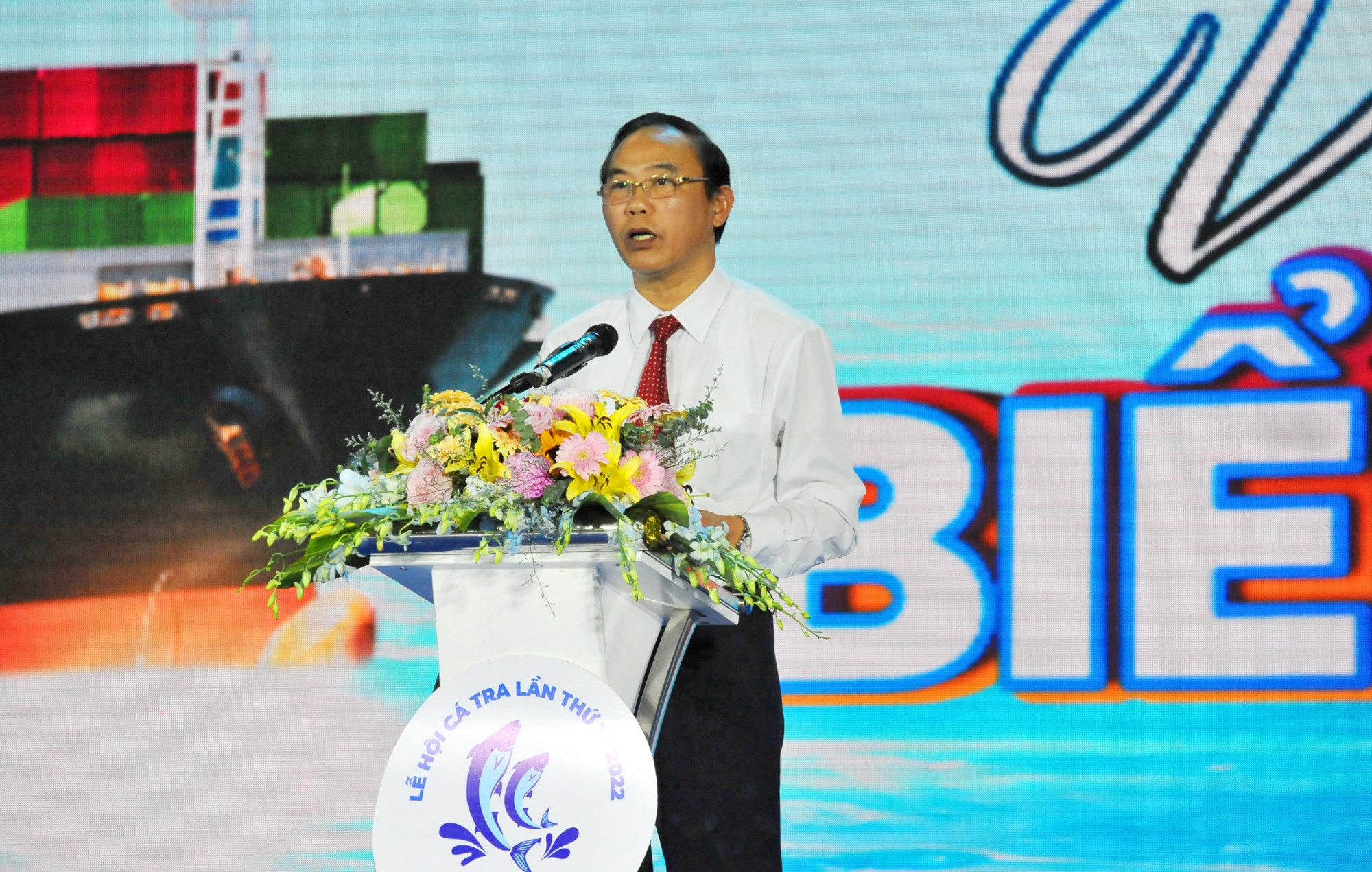 Nguyễn Trọng Tuấn - Giám đốc vận hành hệ thống siêu thị WinMart - phát biểu tại hội thảo “Ứng dụng khoa học công nghệ nhằm gia tăng giá trị sản phẩm, thúc đẩy liên kết chuỗi cá tra vùng Đồng bằng Sông Cửu Long”