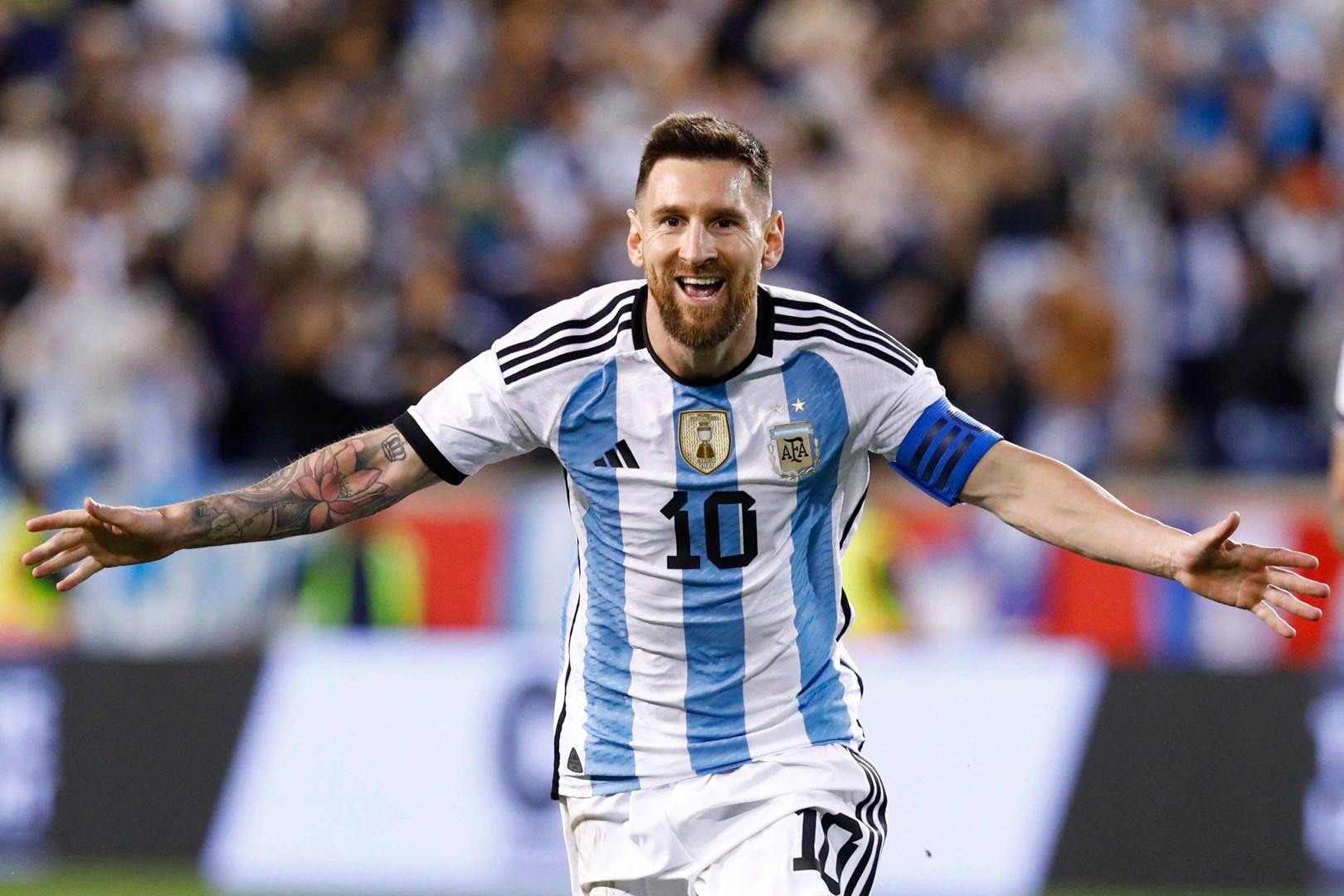 Messi được ví như người hùng của Argentina tại mùa giải World cup năm nay