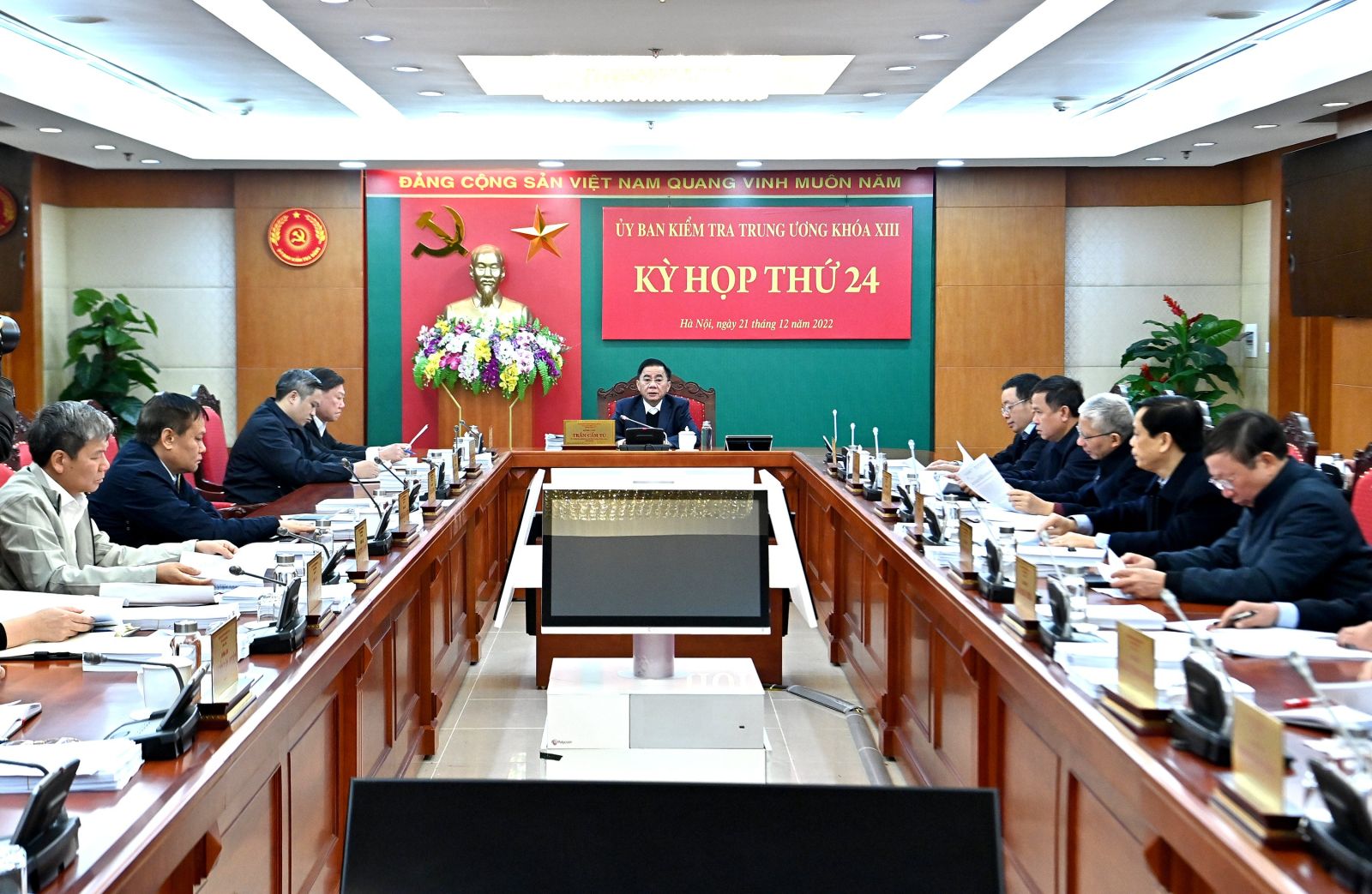 Trong các ngày 20 và 21/12/2022, tại Hà Nội, Ủy ban Kiểm tra Trung ương đã họp Kỳ thứ 24.