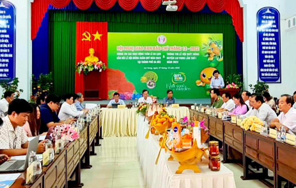 Buổi họp báo vào chiều ngày 27/12, tại huyện Lai Vung