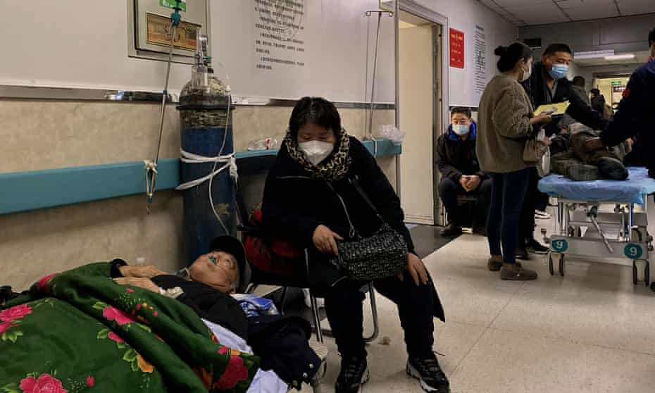 Hệ thống y tế Trhng Quốc gồng mình ứng phó với làn sóng bùng phát dịch nặng nề trongvakf tuần qua.