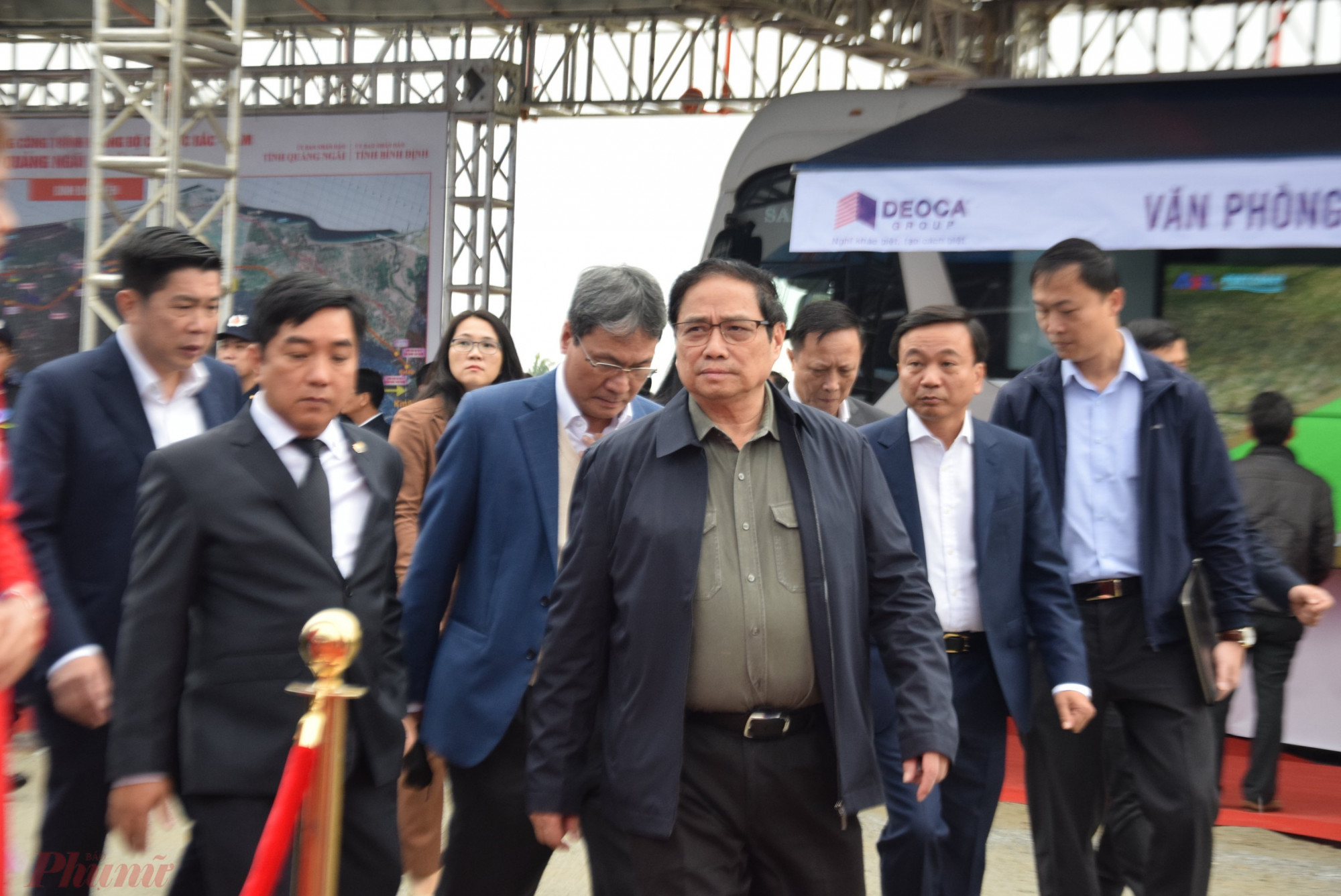 Thủ tướng Phạm Minh Chính dự lễ khởi công cao tốc Bắc Nam tại điểm cầu Quảng Ngãi