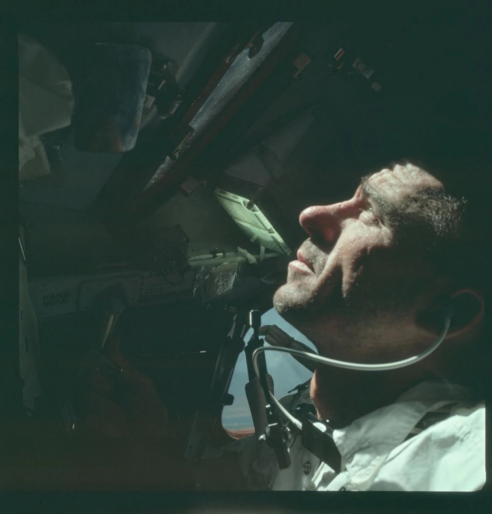 Hình ảnh phi hành gia Walter Cunningham, phi công mô-đun mặt trăng Apollo 7, trong sứ mệnh Apollo 7 được NASA lưu trữ từ tháng 10/1968