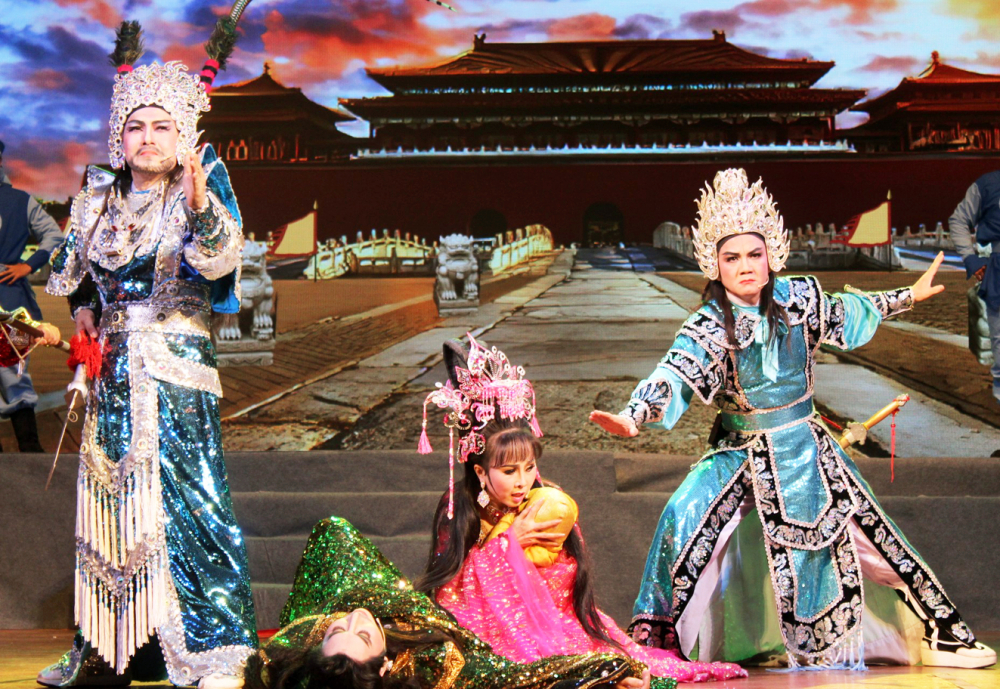 Nhà hát cải lương Trần Hữu Trang dựng cải lương tuồng cổ cho mùa diễn tết 2023 với vở Ngai vàng và tội ác