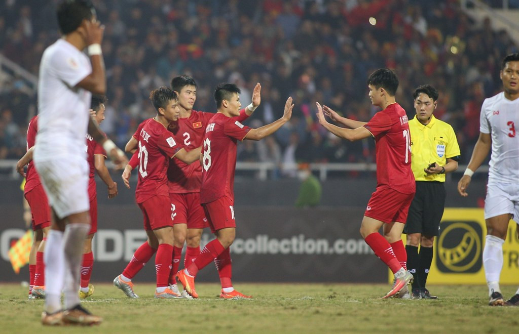 AFF cup 2022 Tuyển Việt Nam thắng dễ Myanmar 3-0
