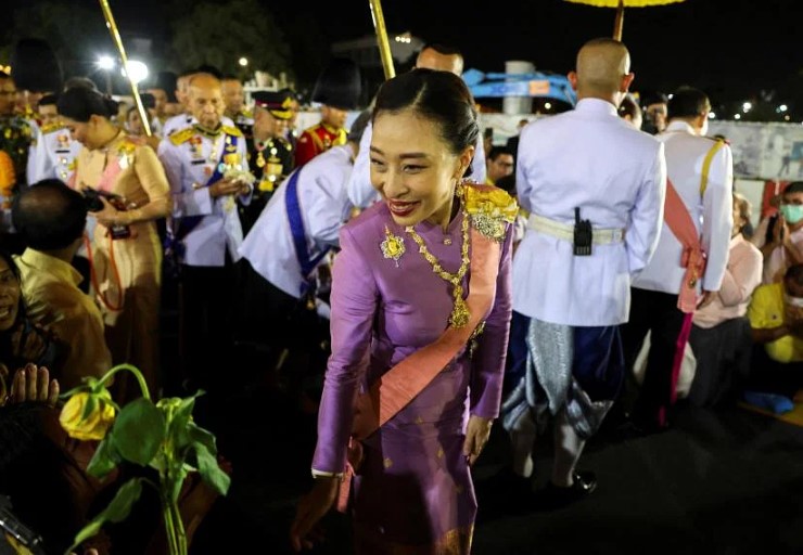 Công chúa Bajrakitiyabha - Người có khả năng thừa kế ngai vàng của Thái Lan, ​vẫn bất tỉnh sau khi ngã bệnh vào tháng 12 do bệnh tim.