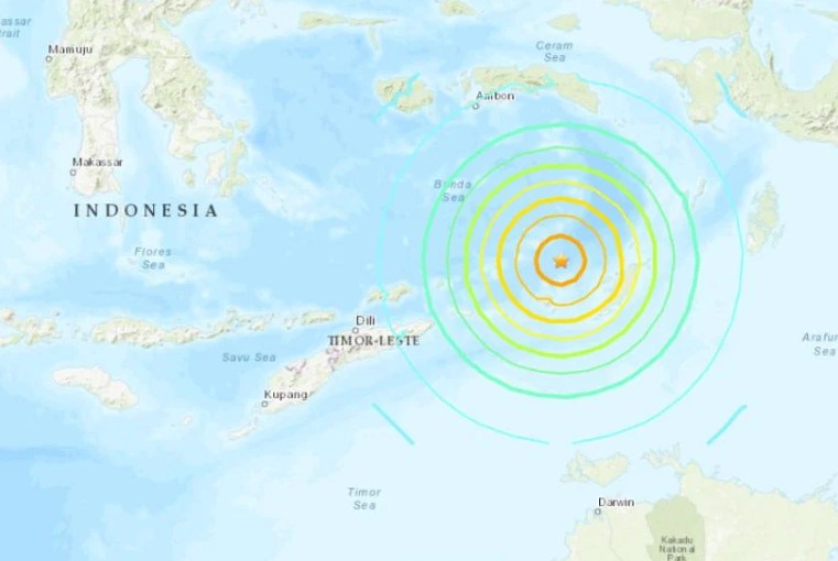 USGS cho biết tâm chấn của trận động đất nằm cách đảo Ambon của Indonesia 427 km về phía nam và ở độ sâu 95 km. ẢNH: MÀN HÌNH TỪ USGS
