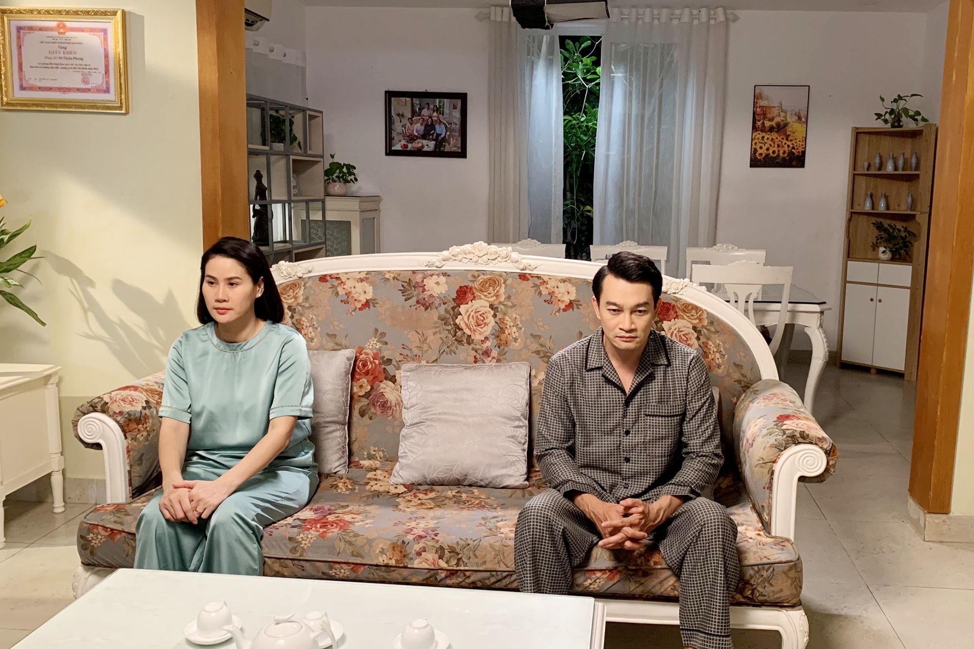 Phim Vợ quan và diễn viên Trương Minh Quốc Thái được Hội Điện ảnh bình chọn là tác phẩm và cá nhân xuất sắc của năm 