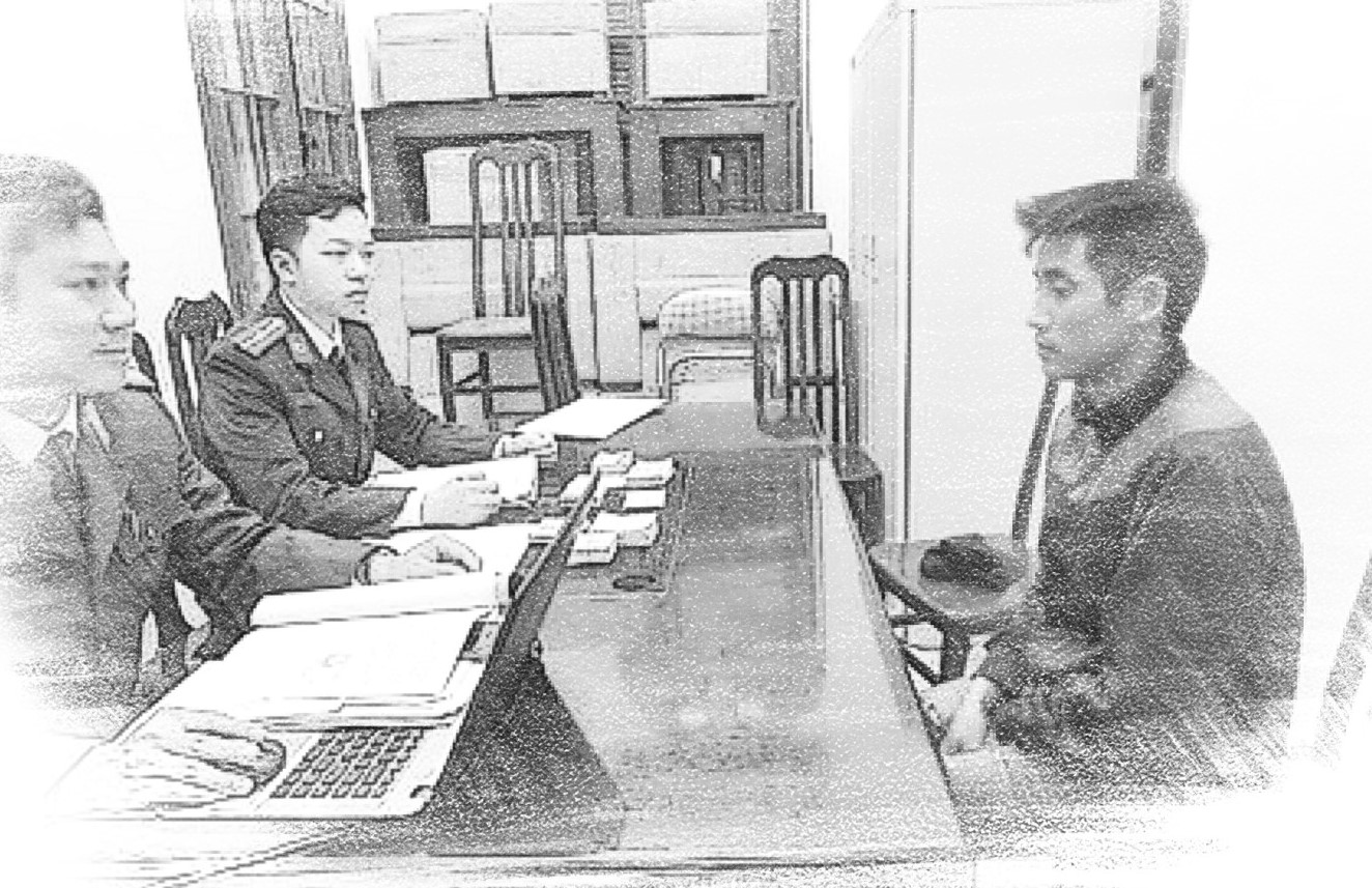 Cơ quan công an ghi lời khai Triệu Văn Quang