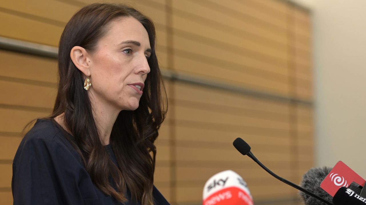 Thủ tương Jacinda Ardern bất ngờ tuyên bố dừng cuộc chơi trong cuộc bầu cử nhiệm kỳ mới sẽ diễn ra vào tháng 10/2023 - Ảnh: Kerry Marshall/Getty Images