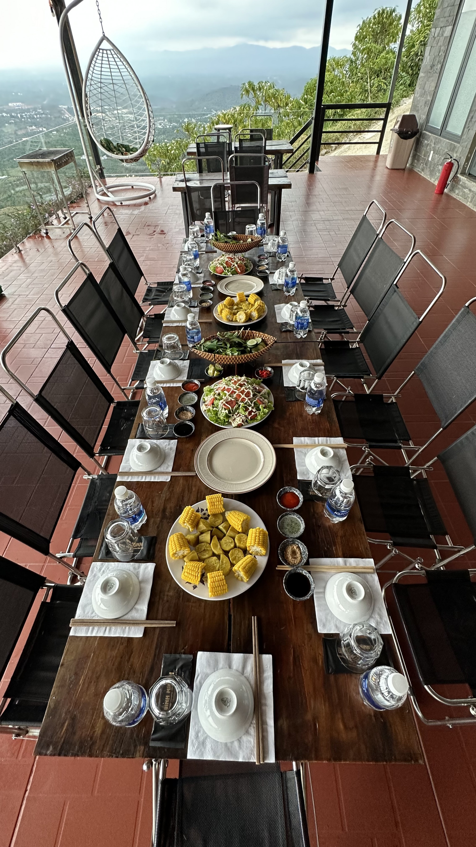 Chuẩn bị bữa ăn tối trên mây cho cả nhà (ảnh NVCC)