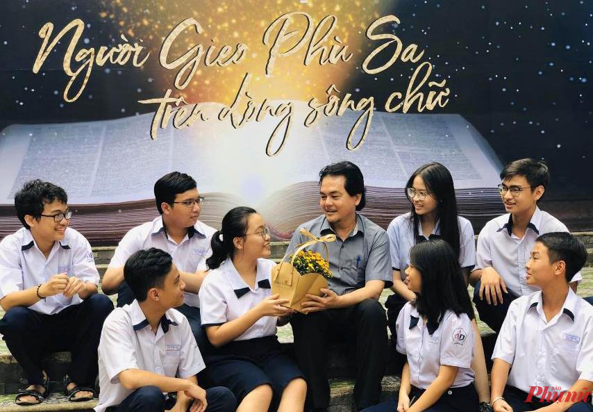 Câu nói mùng ba tết thầy thể hiện tinh thần tôn sư trọng đạo của dân tộc Việt Nam