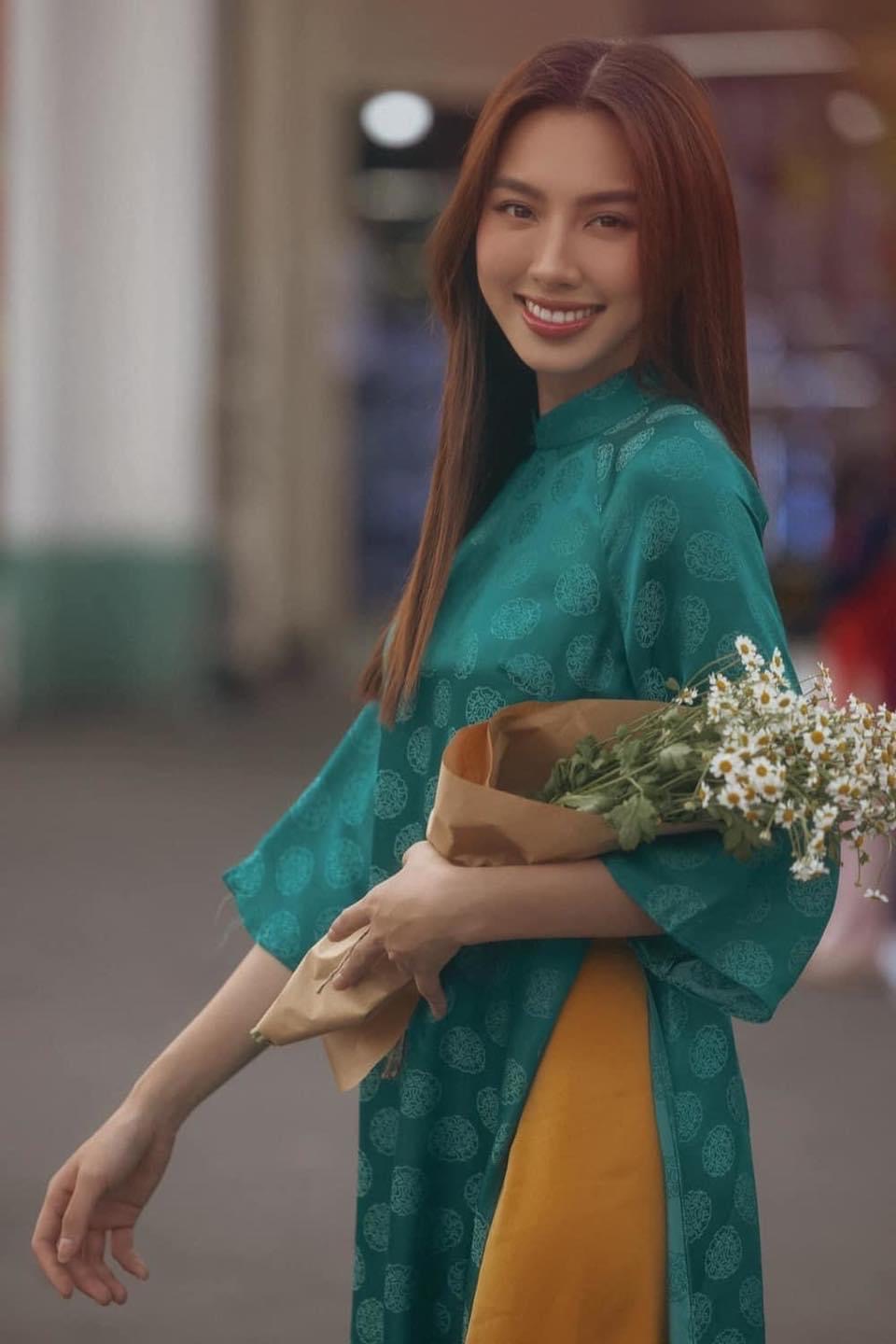Hoa hậu Thùy Tiên