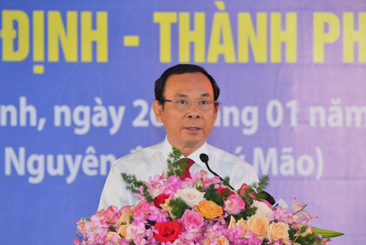 Bí thư Thành ủy TPHCM Nguyễn Văn Nên phát biểu ôn lại truyền thống cách mạng tại vùng đất thép