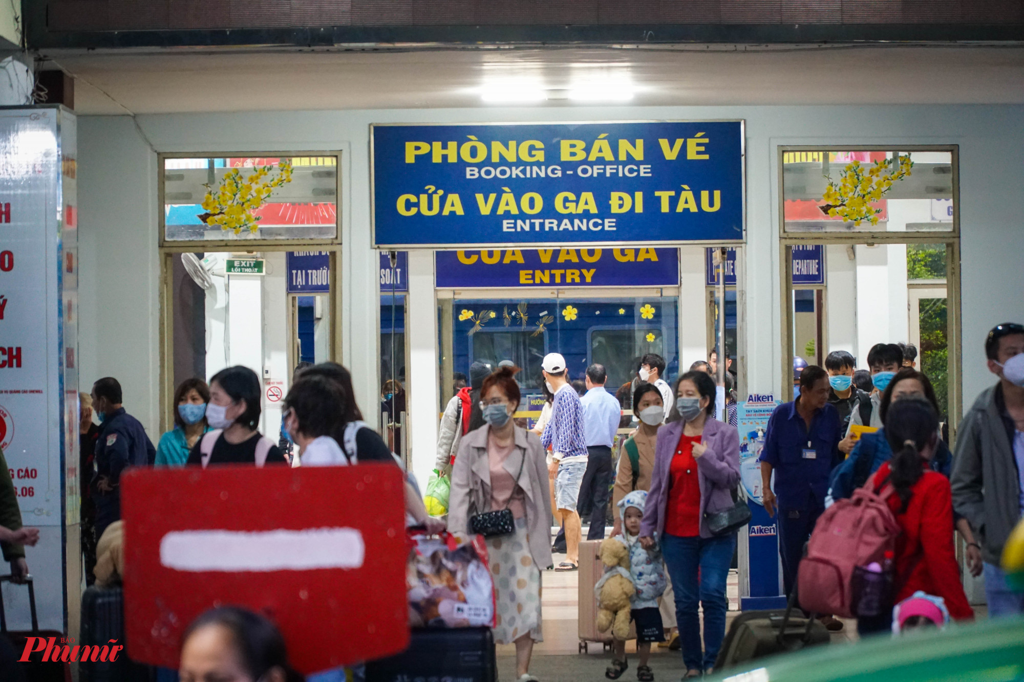 Theo ga Sài Gòn, dự kiến từ ngày 26/1 đến 29/1 (tức mùng 5 đến mùng 8 tháng Giêng) ga Sài Gòn sẽ đón khoảng 6.000 đến 8.000 lượt khách/ngày.
