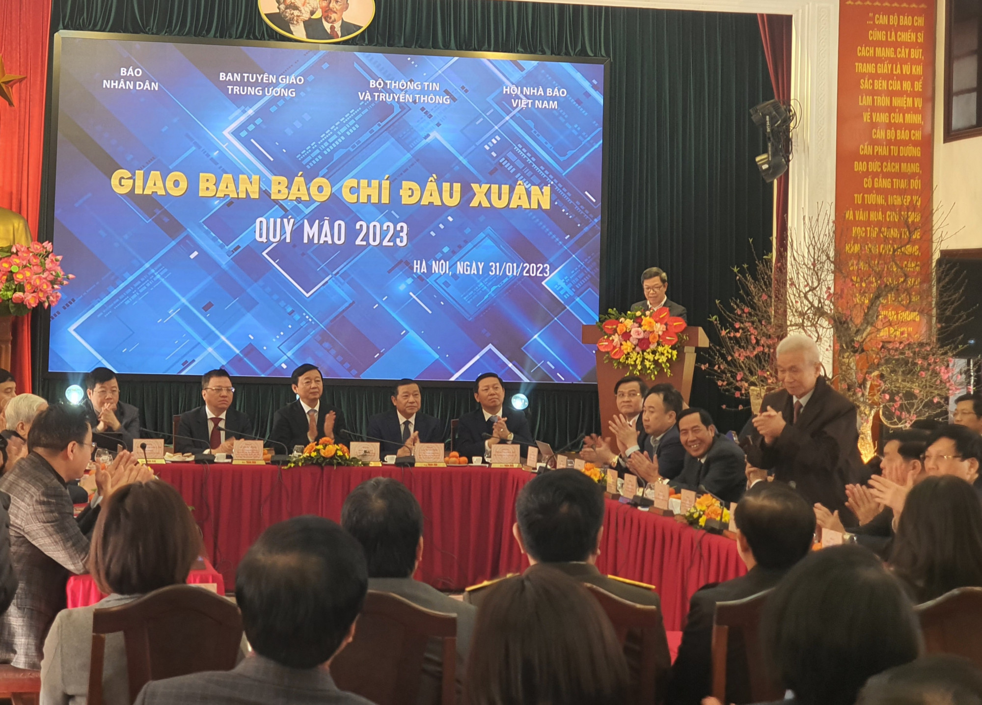 Phó Thủ tướng Trần Hồng Hà tham dự Hội nghị Giao ban báo chí đầu xuân
