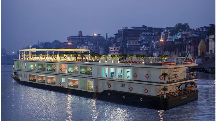 Những người sẽ tham gia trên chuyến hành trình đầu tiên kéo dài 51 ngày của du thuyền Ganga Vilas, đi từ Varanasi đến Dibrugarh của Ấn Độ. Cuộc hành trình kéo dài 51 ngày, trở thành chuyến du ngoạn trên sông dài nhất thế giới. 