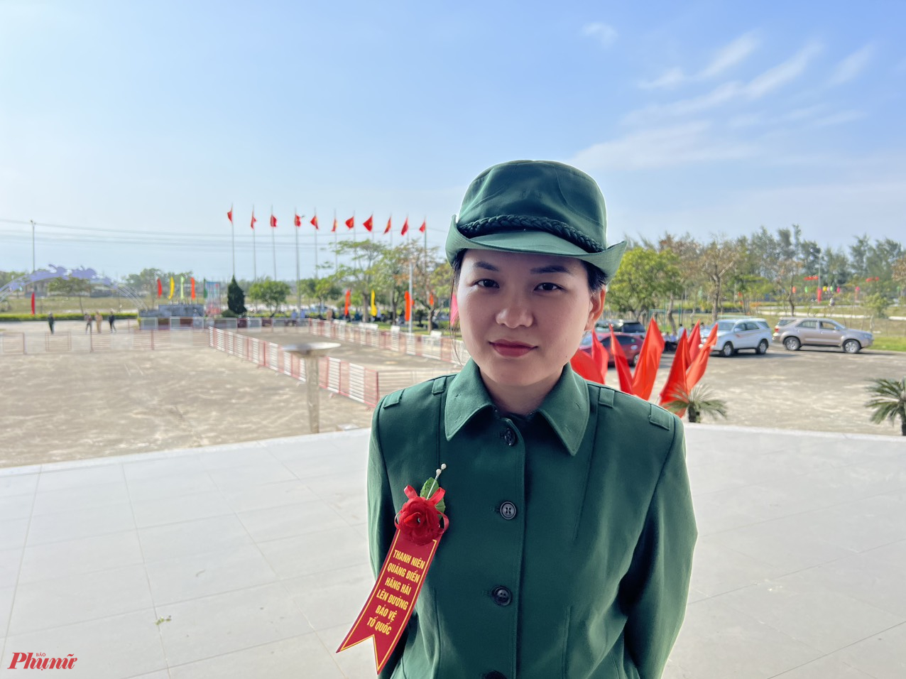 Triệu Thị Thúy tại buổi lễ giao nhận quân tại huyện Quảng Điền (Thừa Thiên - Huế)