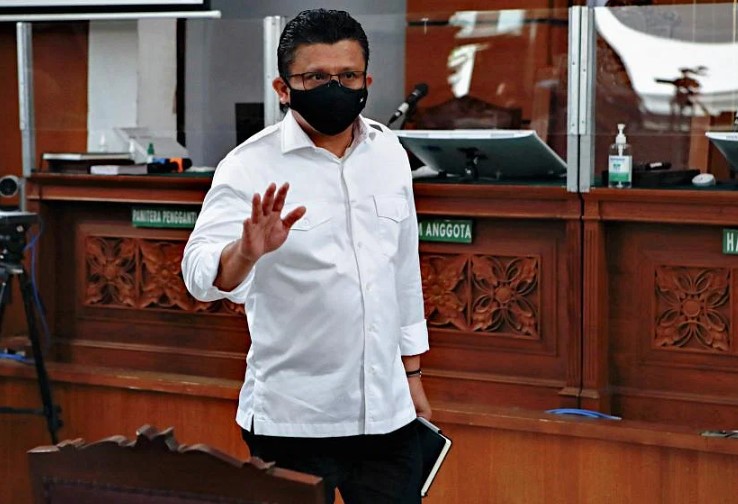 Cựu tổng thanh tra cảnh sát Indonesia Ferdy Sambo tại phiên tòa ở Jakarta hôm thứ Hai. ẢNH: REUTERS