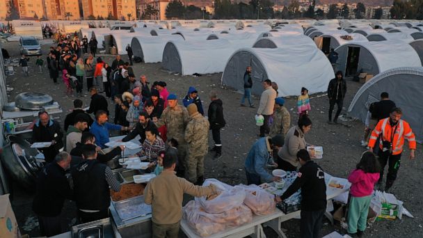 Cộng đồng quốc tế liên tục viện trợ cho Thổ Nhĩ Kỳ và Syria, sau trận động đất.