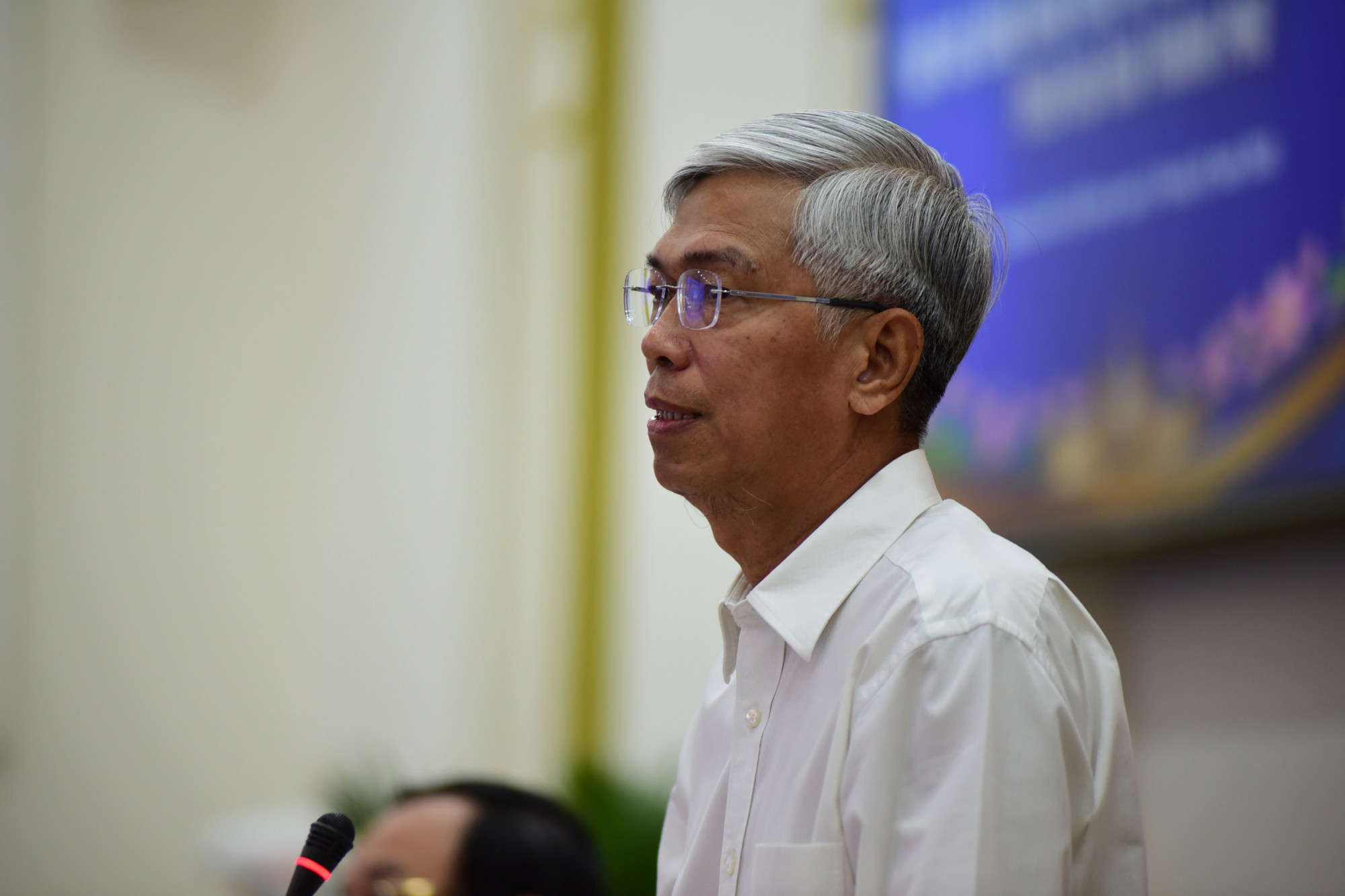 Phó chủ tịch UBND TPHCM Võ Văn Hoan phát biểu tại hội nghị