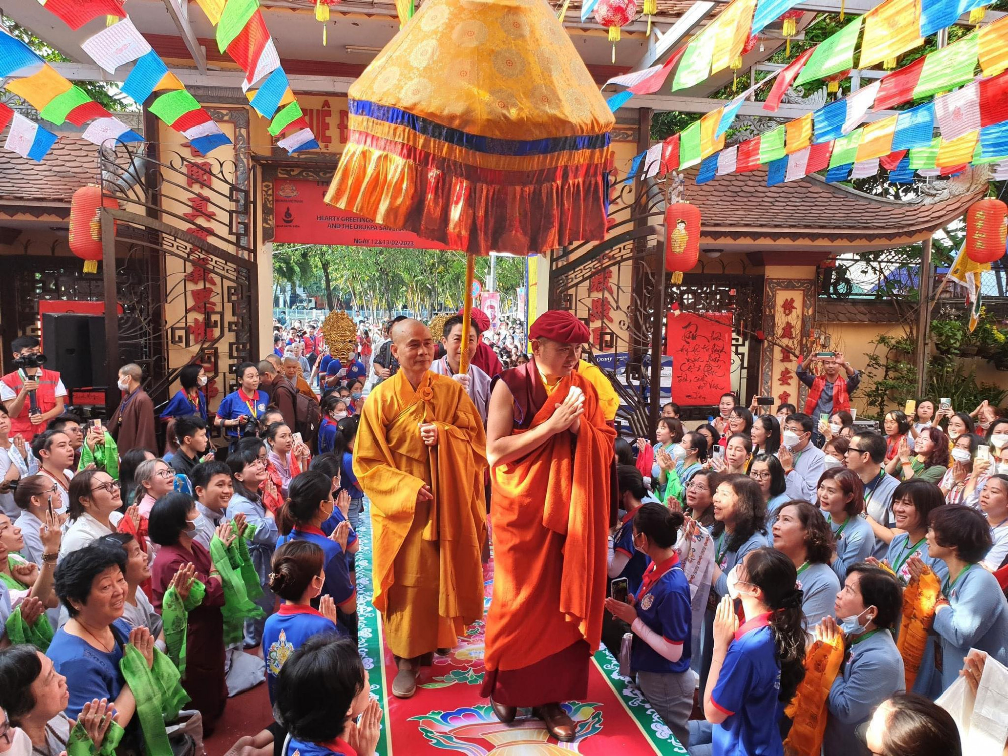 Nhiếp Chính vương Drukpa Thuksey Rinpoche đến thăm chùa Thiên Quang (Bình Dương) trong 2 ngày 16 và 17/2