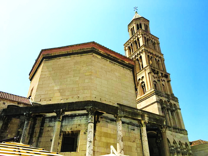 Nhà thờ Saint Domnius là một trong những nhà thờ cổ bậc nhất trên thế giới ẢNH: INTERNET