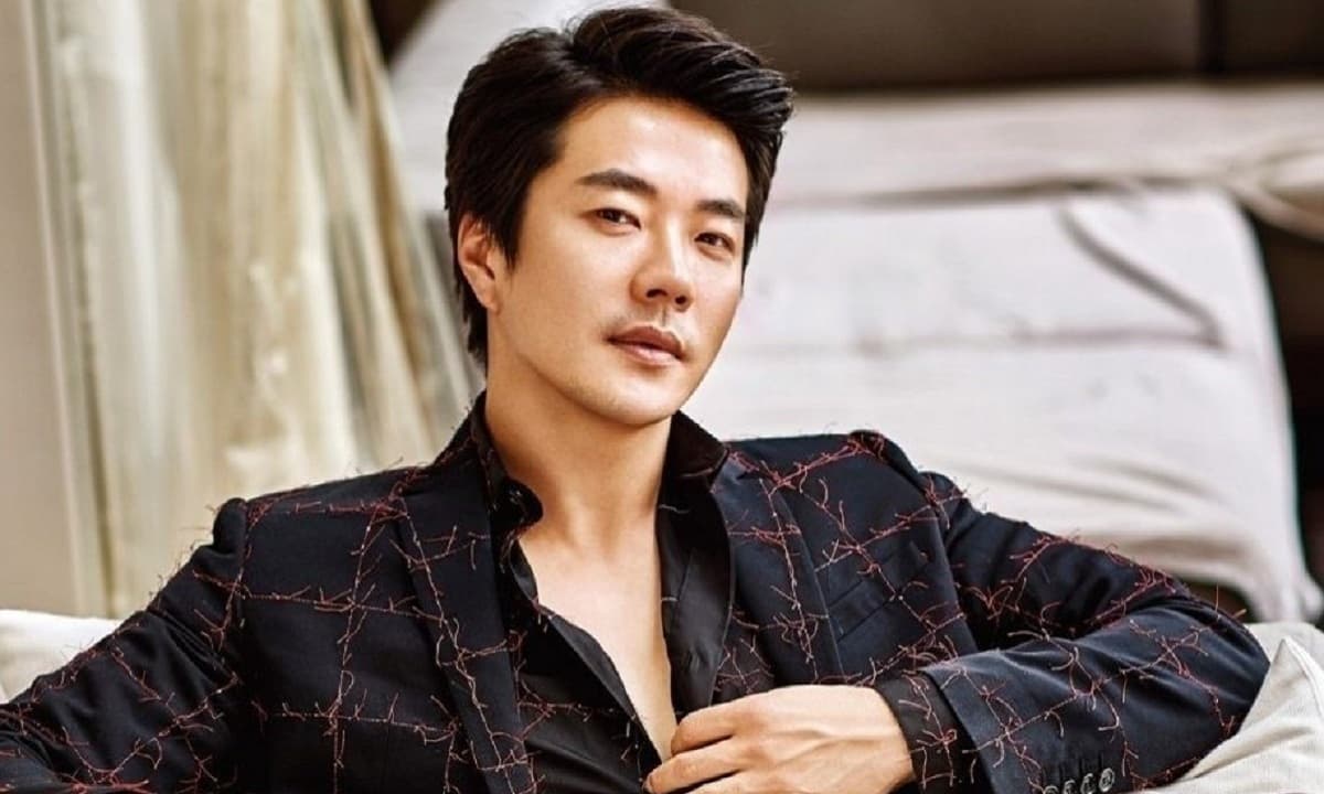 Diễn viên Kwon Sang Woo nộp thuế bổ sung hơn 17,4 tỷ đồng