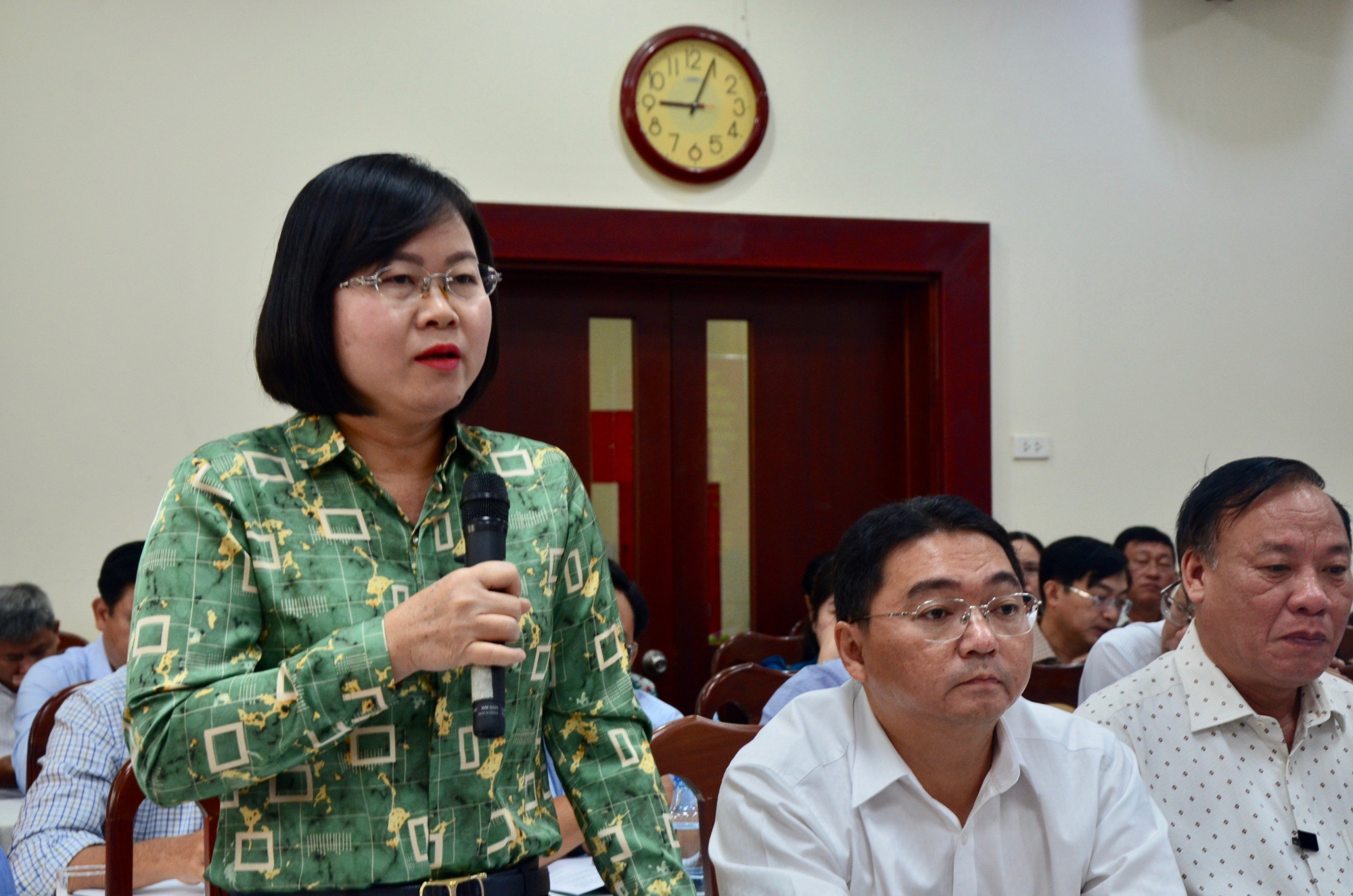 Bà Võ Thị Chính- Phó Chủ tịch UBND quận 12 cho biết, địa phương có 14 khu đất bỏ hoang nhưng không thể thu hồi
