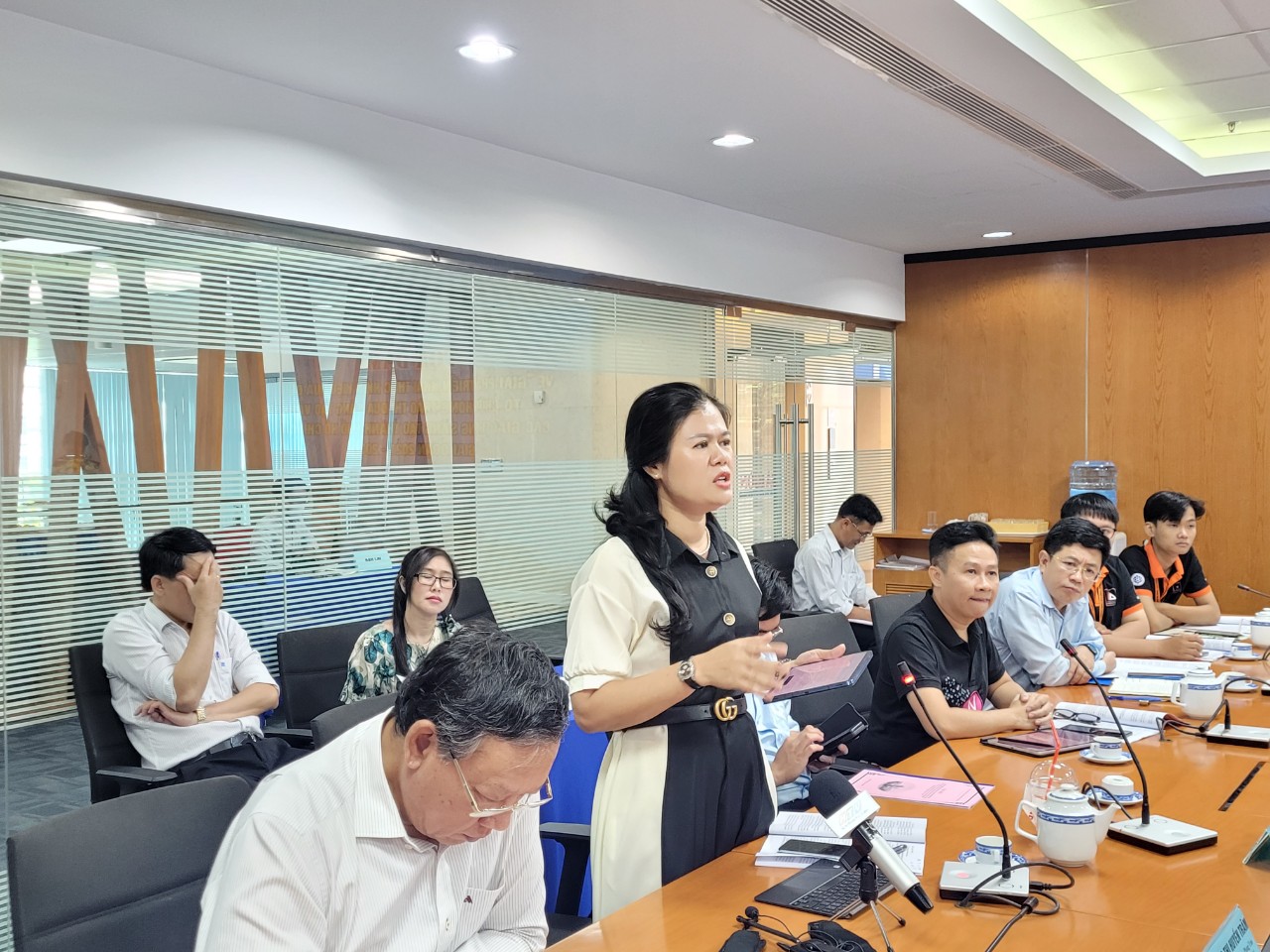 Bà Dương Thị Huyền Trâm – Trưởng ban Phong trào UBMTTQ TPHCM - 