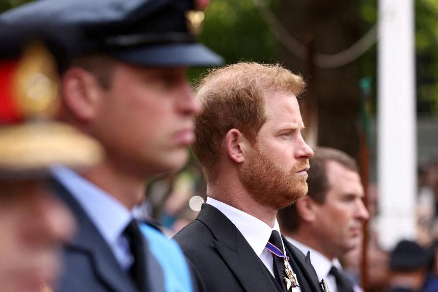 Hoàng tử Harry được mời đến tham dự lễ đăng quang của Vua Charles III.