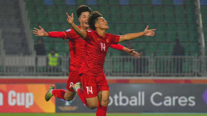 U20 Việt Nam ăn mừng bàn thắng vào lưới U20 Qatar