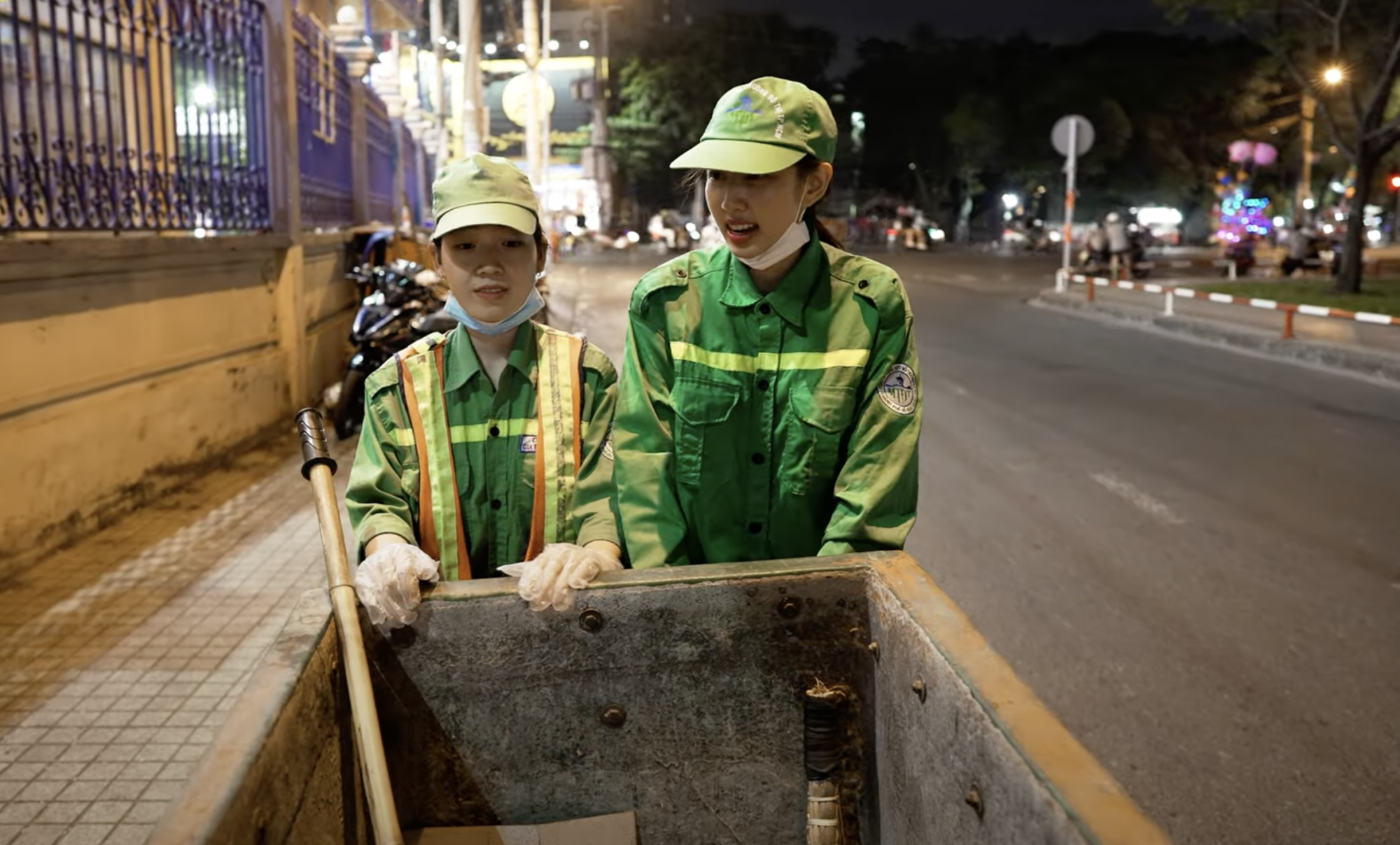 Thuỳ Tiên trải nghiệm nghề lao công trong tập mới nhất của series Đu đêm