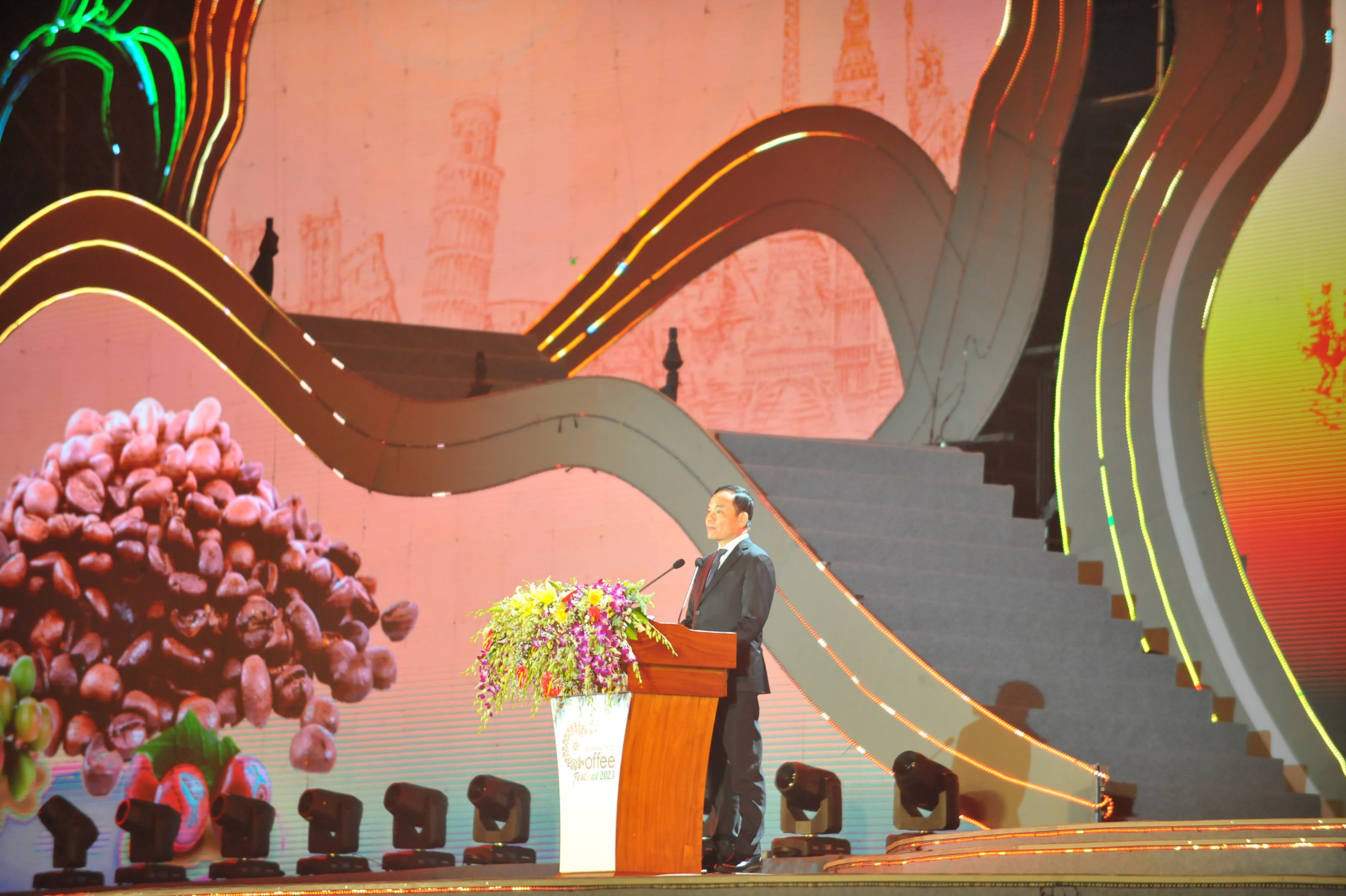 Phó Thủ tướng Chính phủ Trần Lưu Quang phát biểu tại Lễ khai mạc