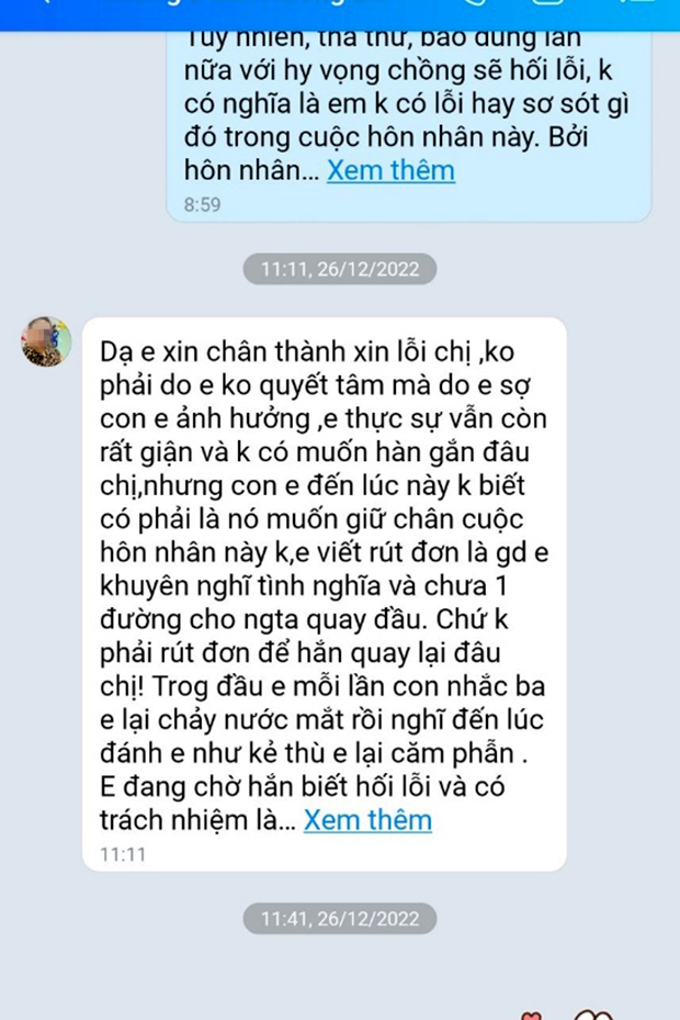 Ảnh chụp màn hình tin nhắn xin lỗi của chị T.M. với phóng viên trực Đường dây khẩn của Báo Phụ nữ TPHCM vì xin rút đơn tố cáo chồng cầm dao dọa giết vào tháng 12/2022