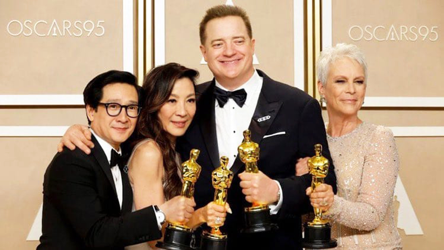 4 nam nữ diễn viên đoạt giải Oscar hạng mục diễn xuất năm nay đem đến câu chuyện truyền cảm hứng về nghị lực làm nghề