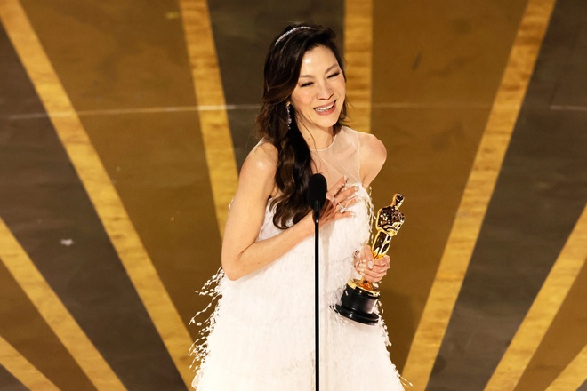 Dương Tử Quỳnh thắng giải nữ diễn viên chính xuất sắc nhất tại Oscar 2023