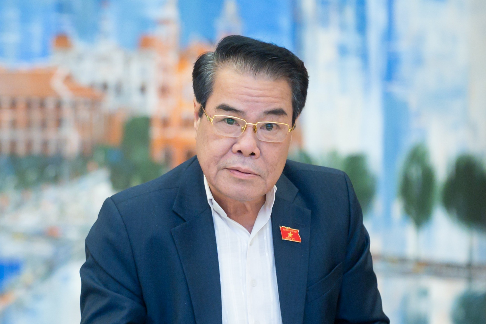 Trưởng Ban dân nguyện Dương Thanh Bình cho biết, cử tri lo lắng về tình trạng lừa đảo phụ huynh có con nhập viện cấp cứu để chiếm đoạt tài sản