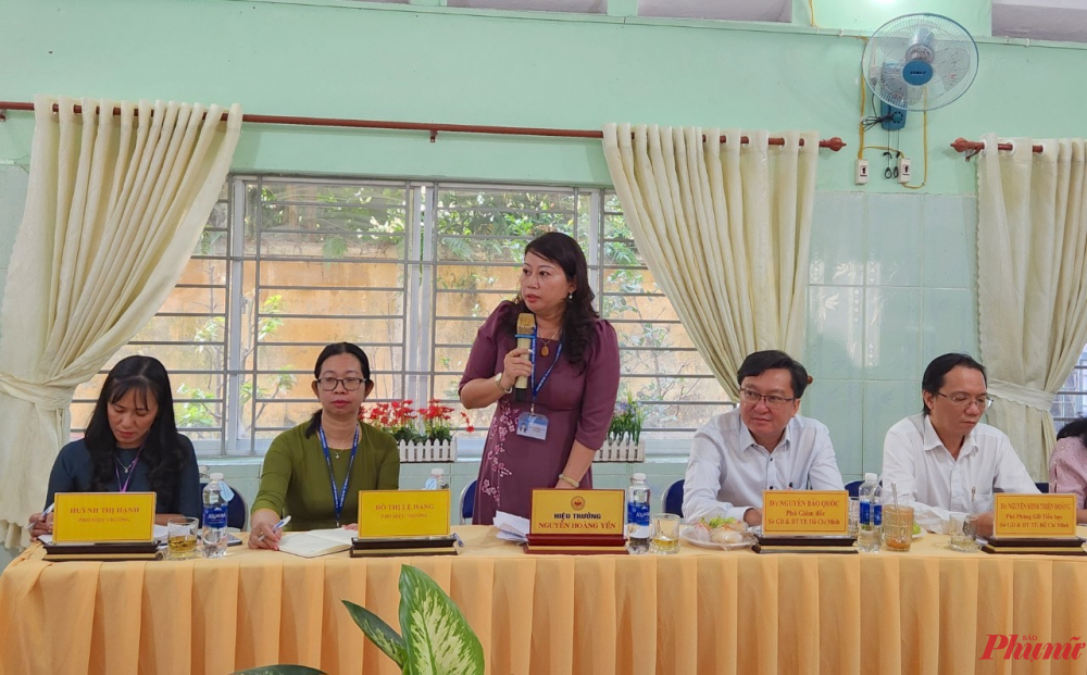 Bà Nguyễn Hoàng Yến - Hiệu trưởng Trường tiểu học Hà Huy Giáp