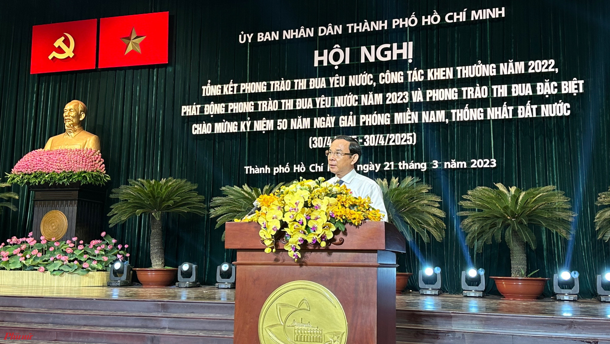 Bí thư Nguyễn Văn Nên phát biểu tại hội nghị 