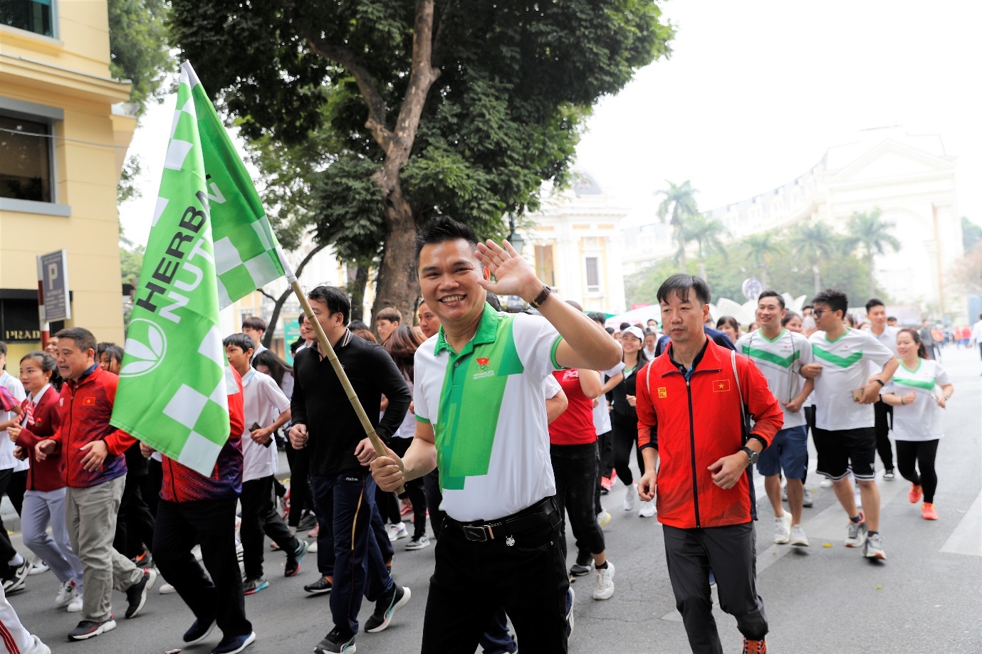 “Ngày chạy Olympic vì sức khỏe toàn dân 2023” chính thức phát động với thông điệp nâng cao tinh thần TDTT trong cộng đồng - Ảnh: Herbalife Việt Nam