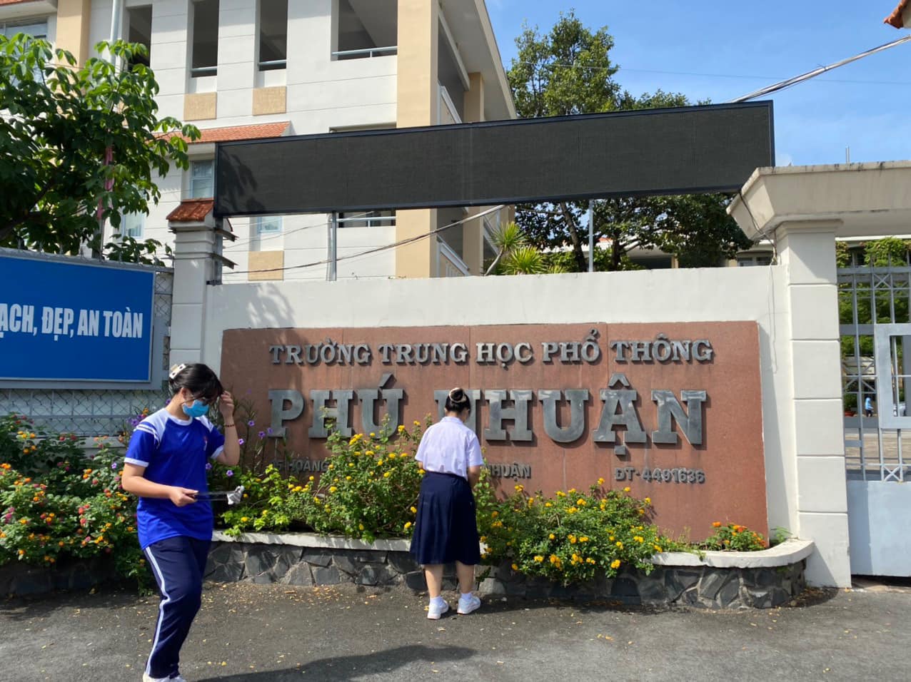 Trường THPT Phú Nhuận 