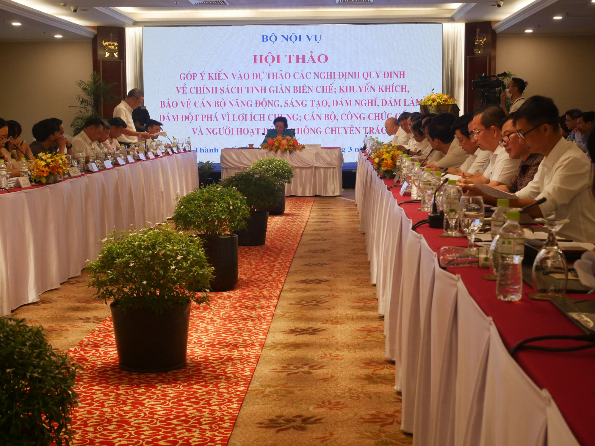 Hội thảo tổ chức tại TPHCM do Bộ trưởng Bộ Nội vụ Phạm Thị Thanh Trà chủ trì