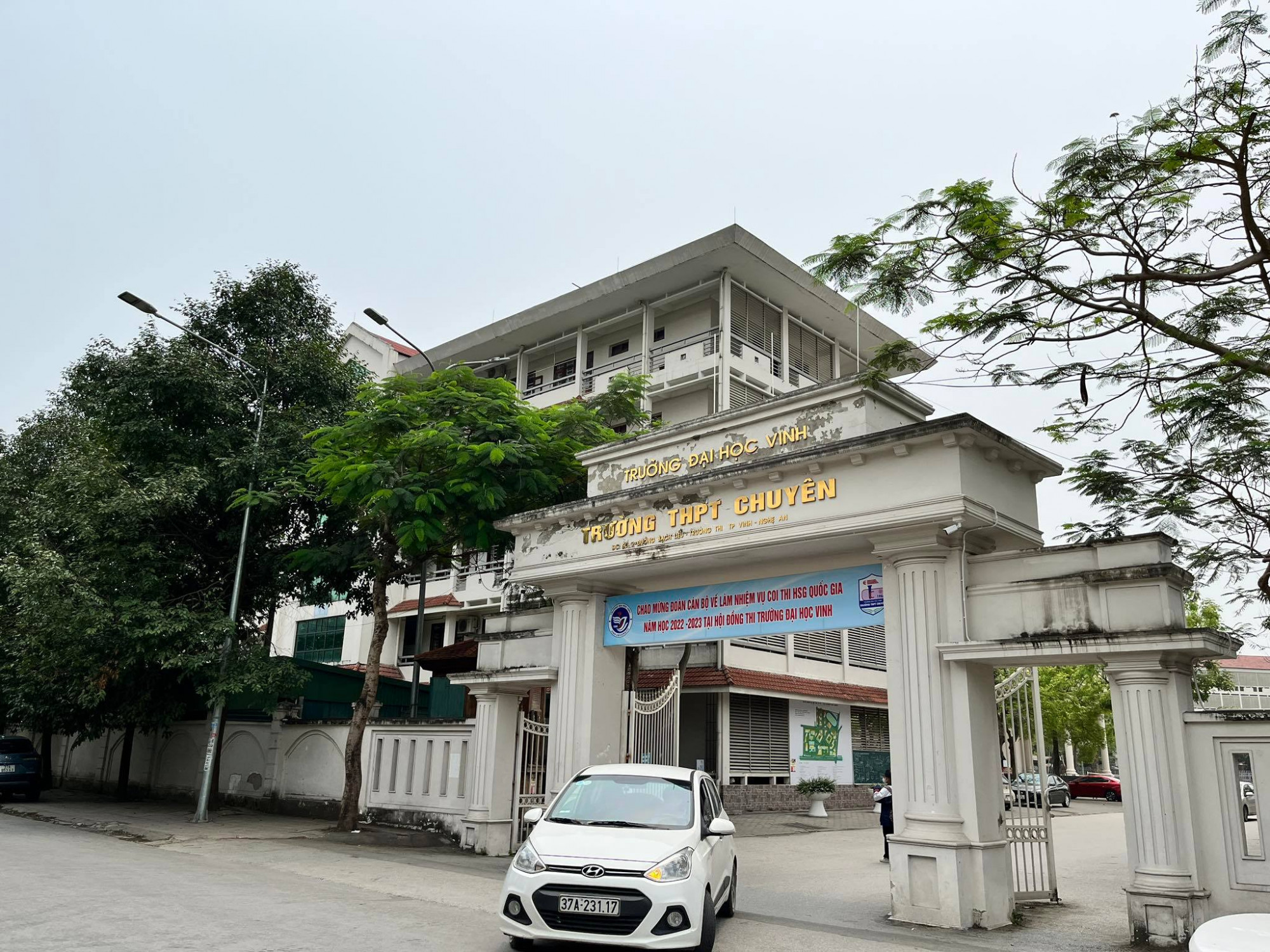 Trường THPT chuyên Đại học Vinh, nơi xảy ra sự việc - Ảnh: Phan Ngọc