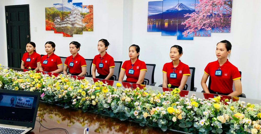 Các lao động nữ ở tỉnh Hậu Giang được phỏng vấn sang Nhật Bản làm việc trong năm 2023 