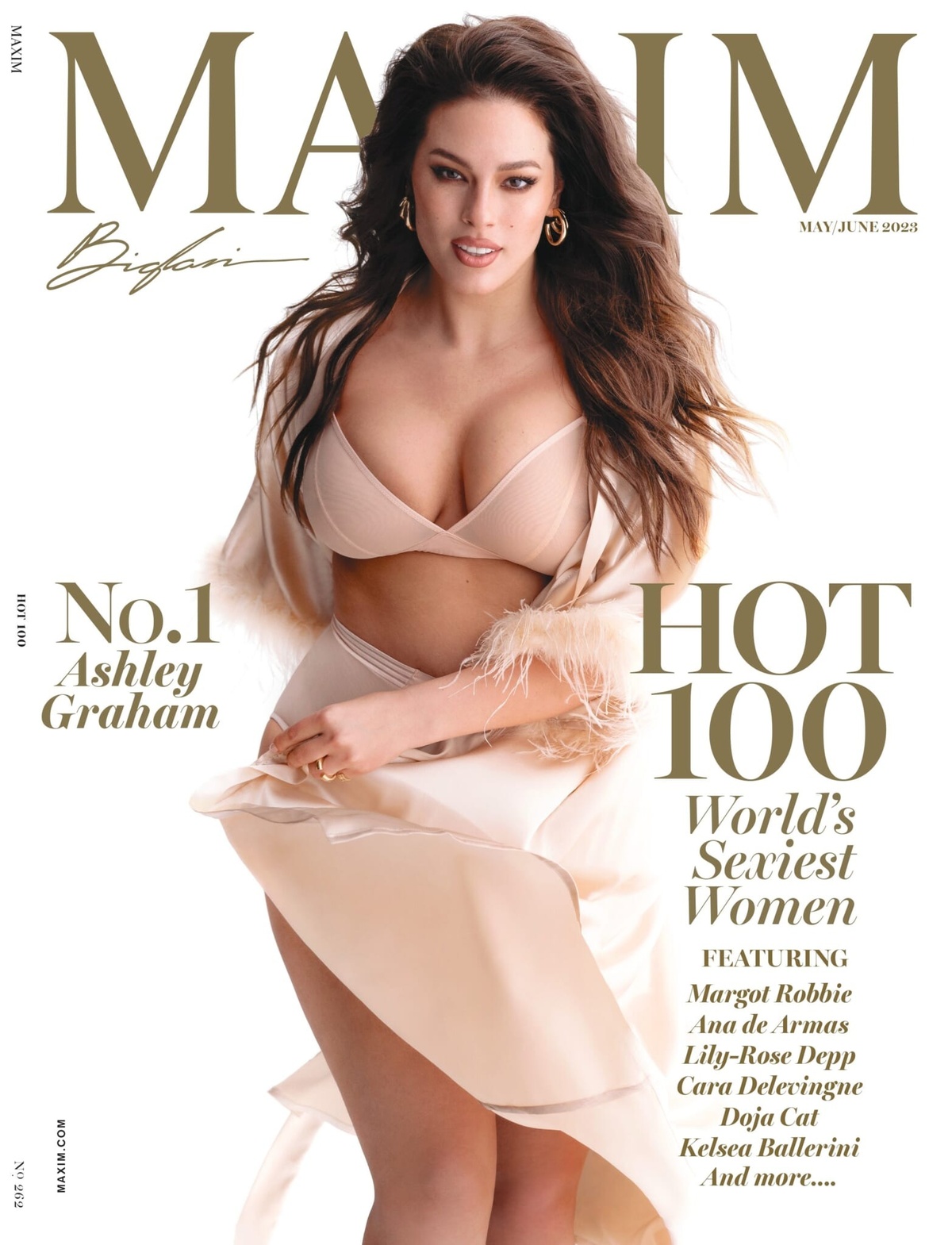 Vượt qua hàng loạt tên tuổi lớn như Margot Robbie, Cara Delevingne, Ana de Armas hay Doja Cat, người mẫu ngoại cỡ Ashley Graham đã trở thành ''Người phụ nữ gợi cảm nhất thế giới'' do tạp chí Maxim bình chọn. Cô cũng được xuất hiện trên trang bài của tạp chí số tháng 4/2023.